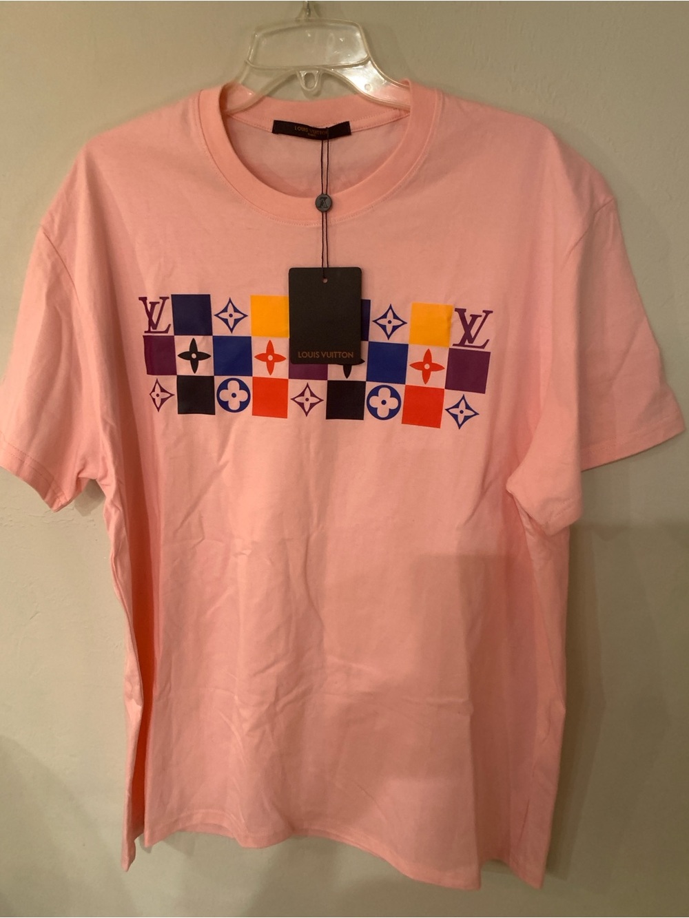 Louis Vuitton Pink Crewneck T-Shirt with Multicolor LV Motif NWT Size Large